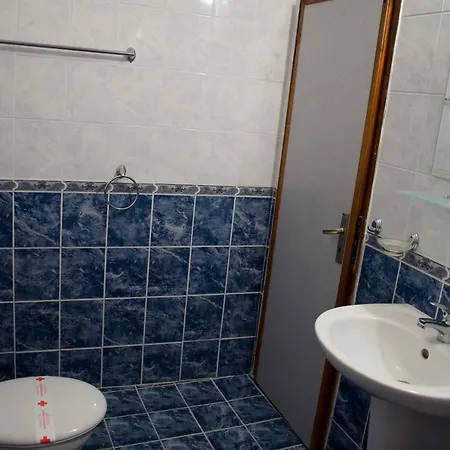 Bisser Ξενοδοχείο 2*